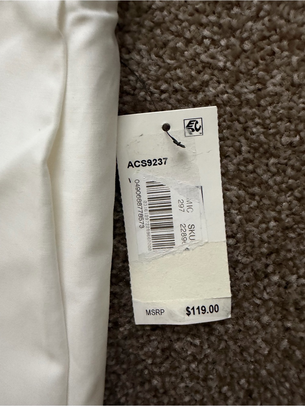 Astr White Pleated Mini Skirt - Picture 7 of 9